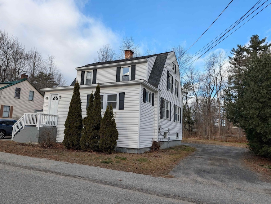 30 Pleasant St, Bristol, NH 03222 - photo 1