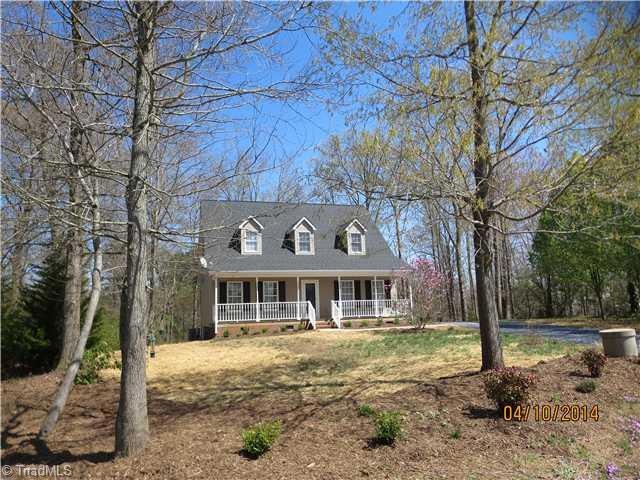 2494 Linnie Ct, Asheboro, NC 27205 - photo 1