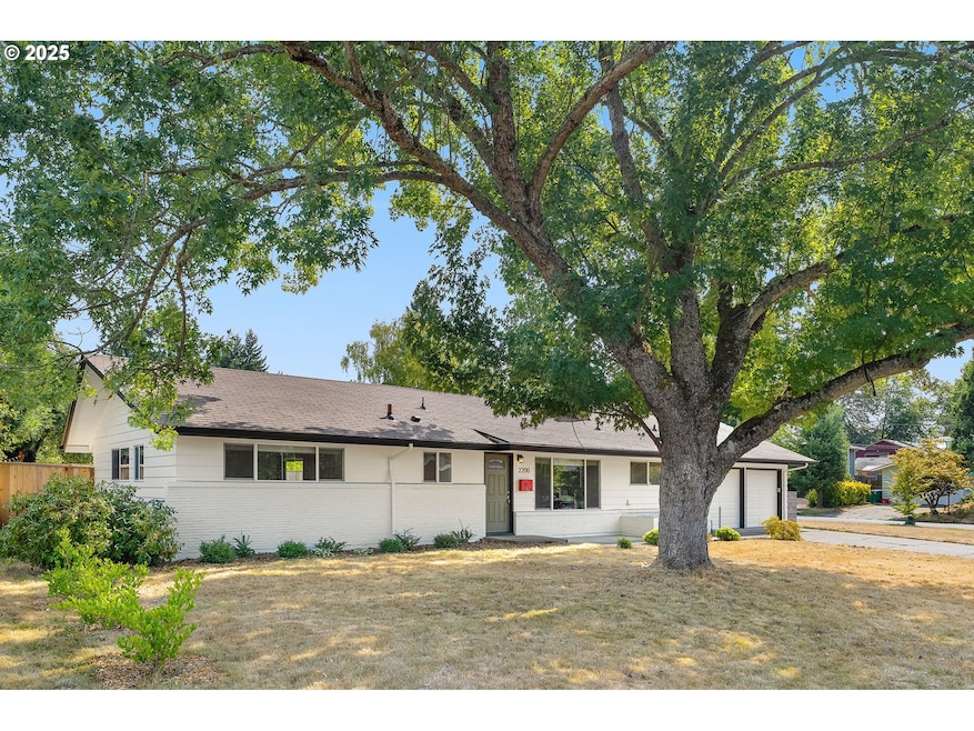 2200 SW 139th Ave, Beaverton, OR 97005 - photo 1