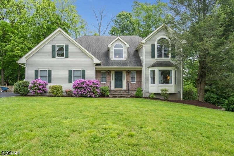 11 Austin Hill Rd, Clinton, NJ 08809 - photo 1