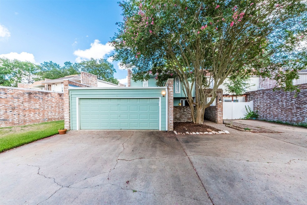 5 Dorado Dr, Friendswood, TX 77546 - photo 1