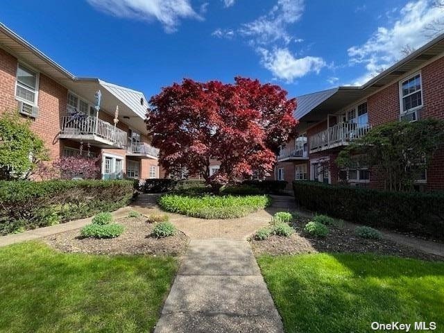 100 Manhasset Ave unit A1, Port Washington, NY 11050 - photo 1