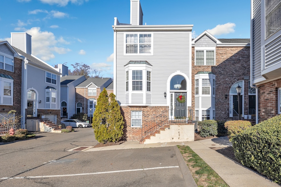 2612 North Ave unit C1, Bridgeport, CT 06604 - photo 1