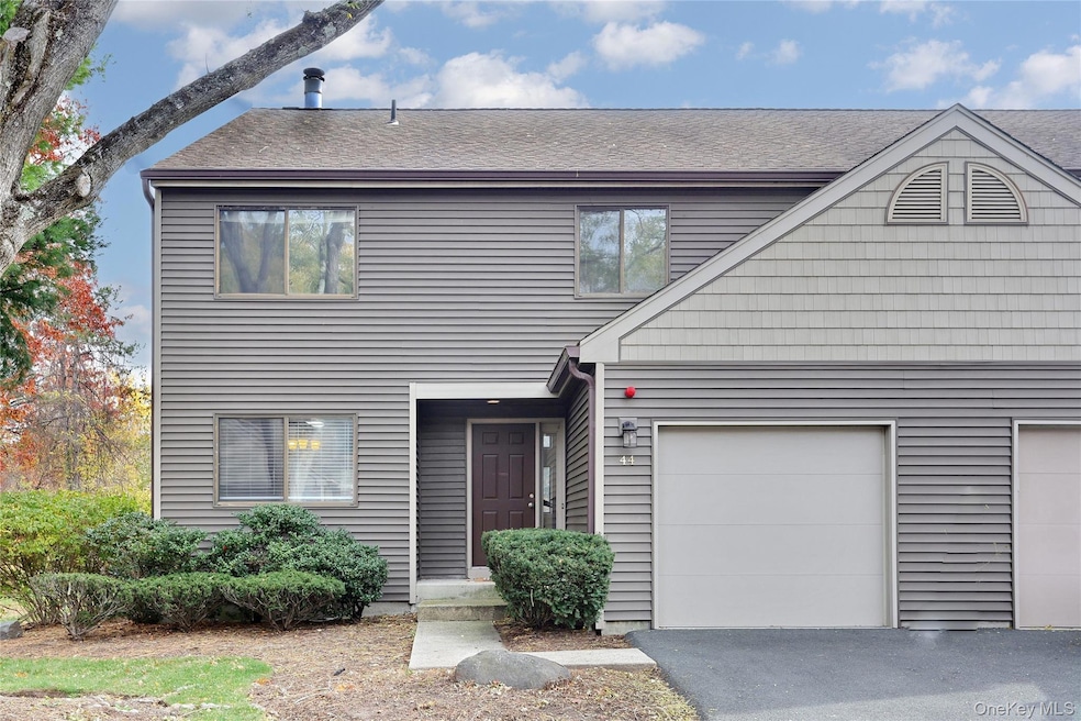 44 Old Lake Rd unit 44, Congers, NY 10920 - photo 1