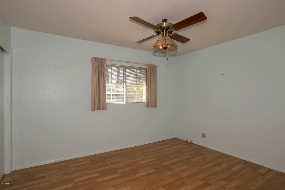 2nd Bedroom
