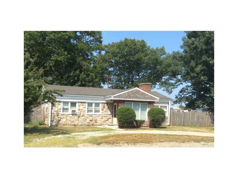 7 Lincoln Ave, Warwick, RI 02888 - photo 1