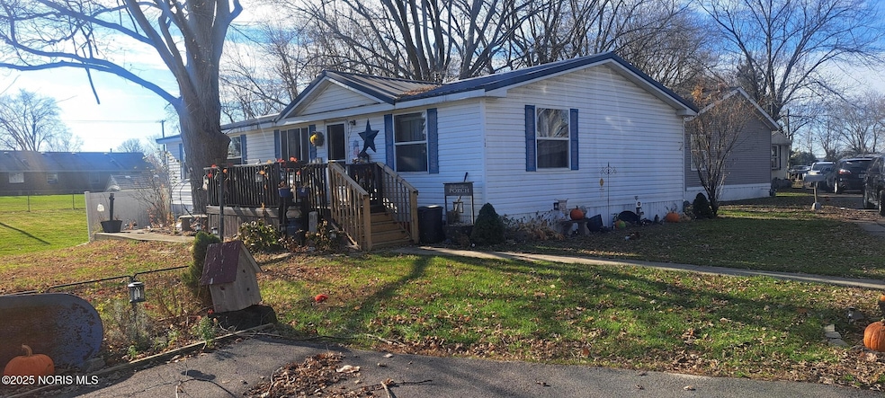 12 Meadowlark Ln, Napoleon, OH 43545 - photo 1