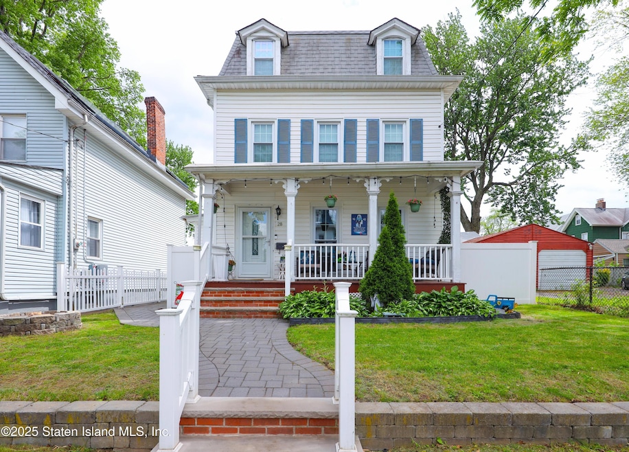 28 Trinity Place, Staten Island, NY 10310 - photo 1