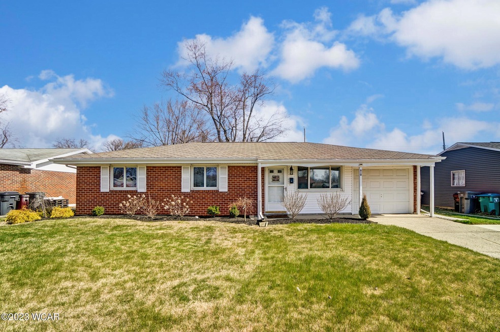 810 Mackenzie Dr, Lima, OH 45805 - photo 1