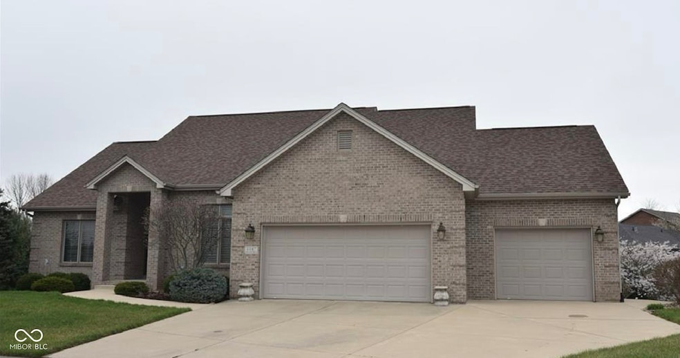 6087 Boulder Ct, Columbus, IN 47201 - photo 1