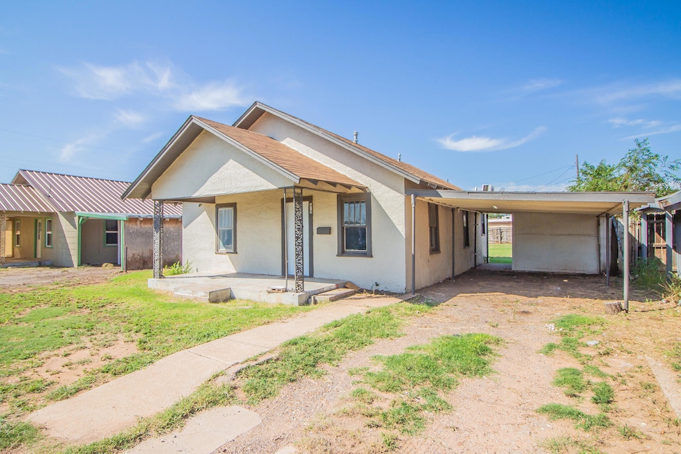 315 S 13th St, Slaton, TX 79364 - photo 1