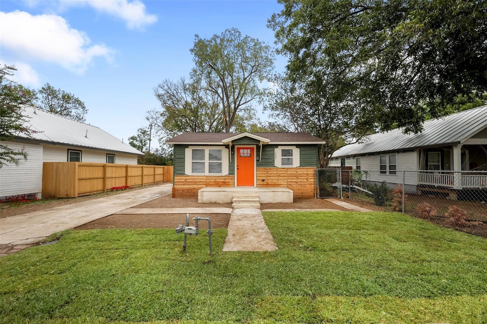 1809 Pecan St, Bastrop, TX 78602 MLS ACT4930869