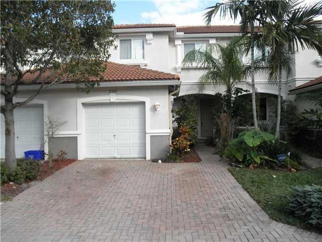 2363 Center Stone Ln, Riviera Beach, FL 33404 - photo 1