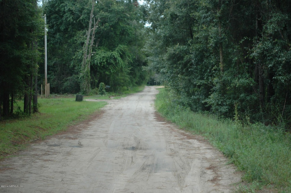 Ridge Trail 8 - 5 Acre on right