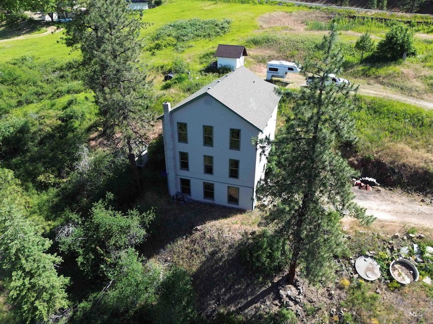 For Sale $369,000 • Co-Listing Agent