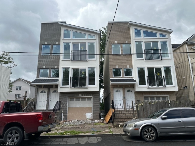 282 W Runyon St, Newark, NJ 07108 - photo 1