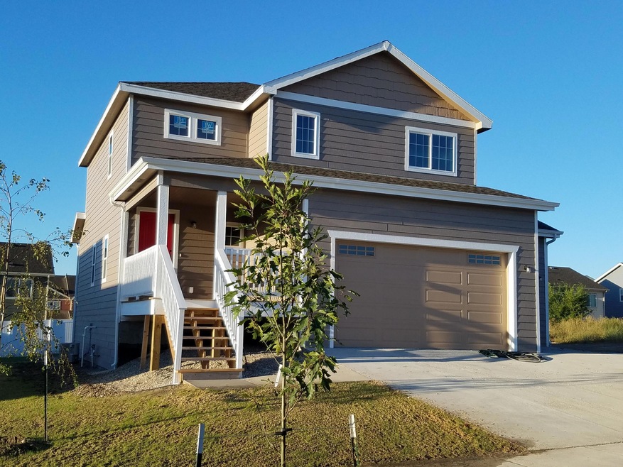 Front of Home--Sept. 2016<|><|>