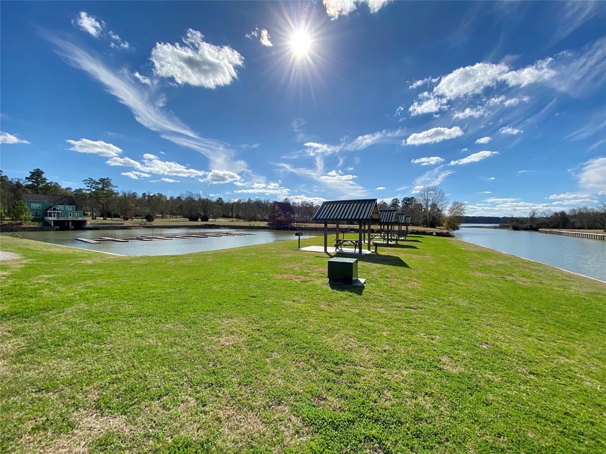 15 Peninsula Point, Huntsville, TX 77340 - photo 1