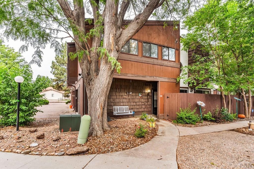 130 Scotland Rd unit D, Pueblo, CO 81001 - photo 1