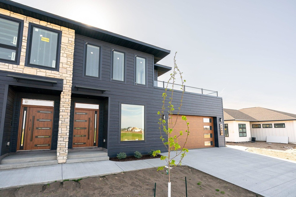 3009 Red Clover Street Holmen-03145 (1)