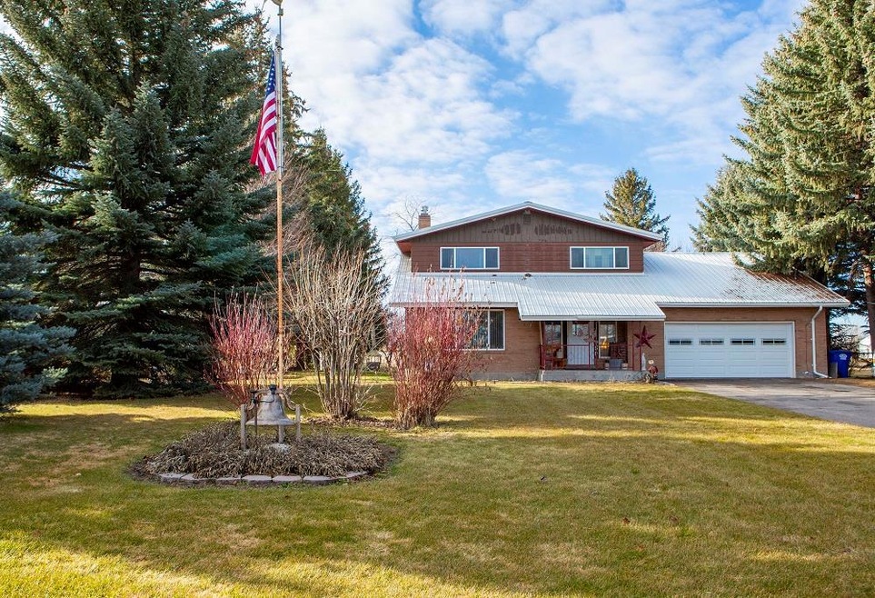 759 W Highway 39, Blackfoot, ID 83221 - photo 1