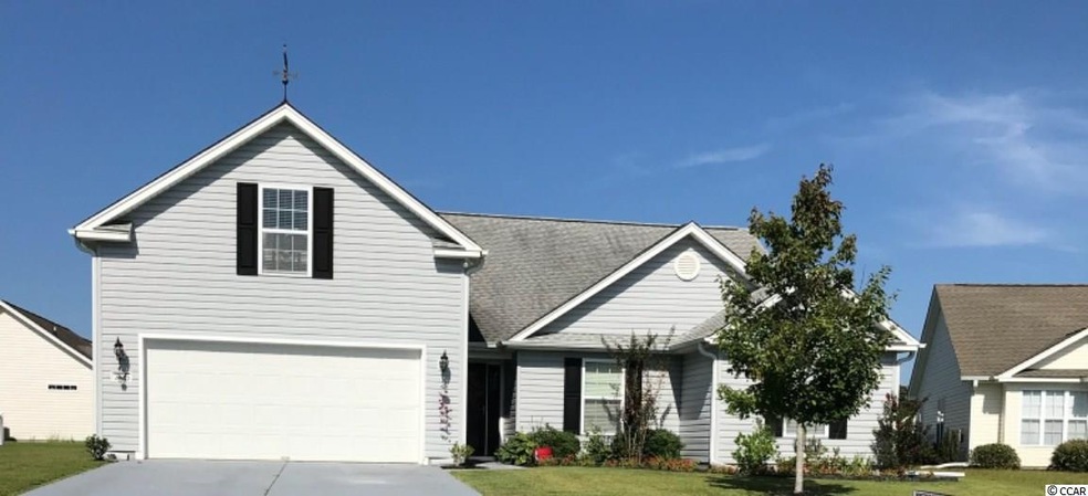 Beautiful 4 BR, 3 BA home w/Carolina Room, Screene