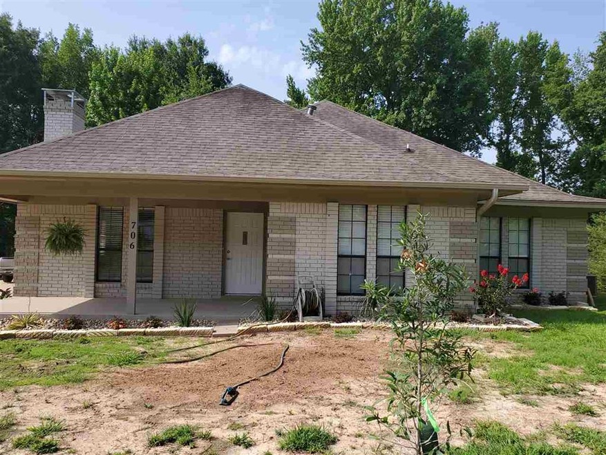 706 Geneva Dr, Wake Village, TX 75501 - photo 1