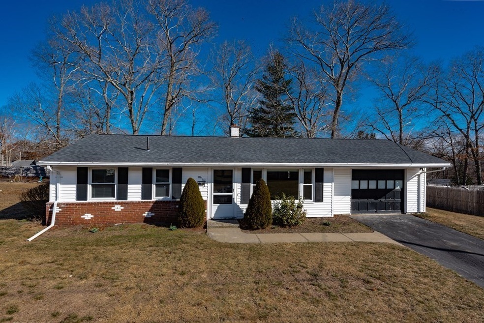 54 Royal Rd, Brockton, MA 02302 - photo 1