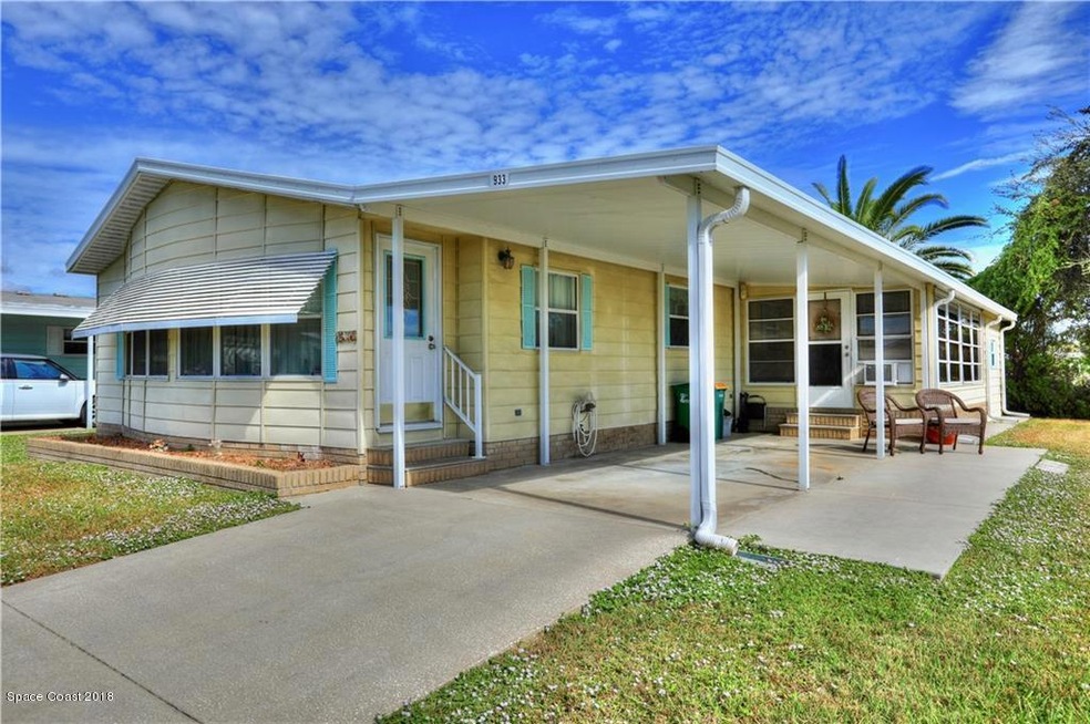 933 Oleander Cir, Sebastian, FL 32976 - photo 1