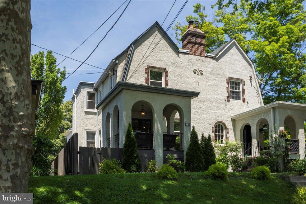 22 Wellington Rd, Ardmore, PA 19003 - photo 1