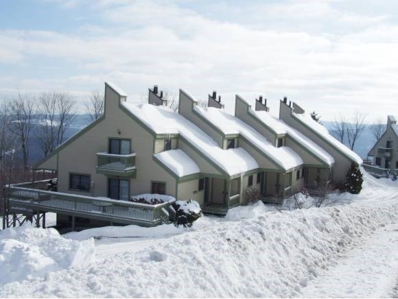198 Village I V unit 43 B, Ludlow, VT 05149 - photo 1