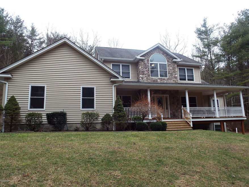 107 Allen Terrace, Milford, PA 18337 - photo 1