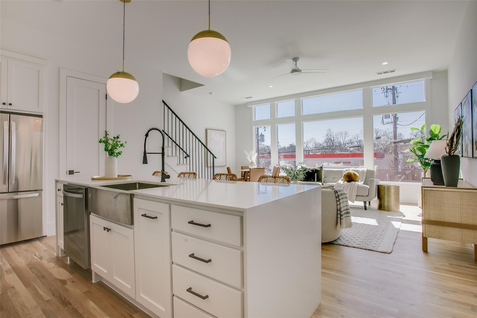 6032 La Vista Dr, Dallas, TX 75206 - photo 1