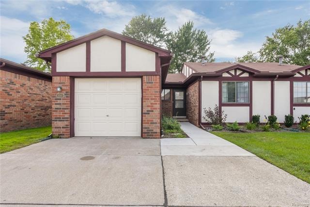 26083 Albert J Dr Warren MI-large-023-15-26083 Alb
