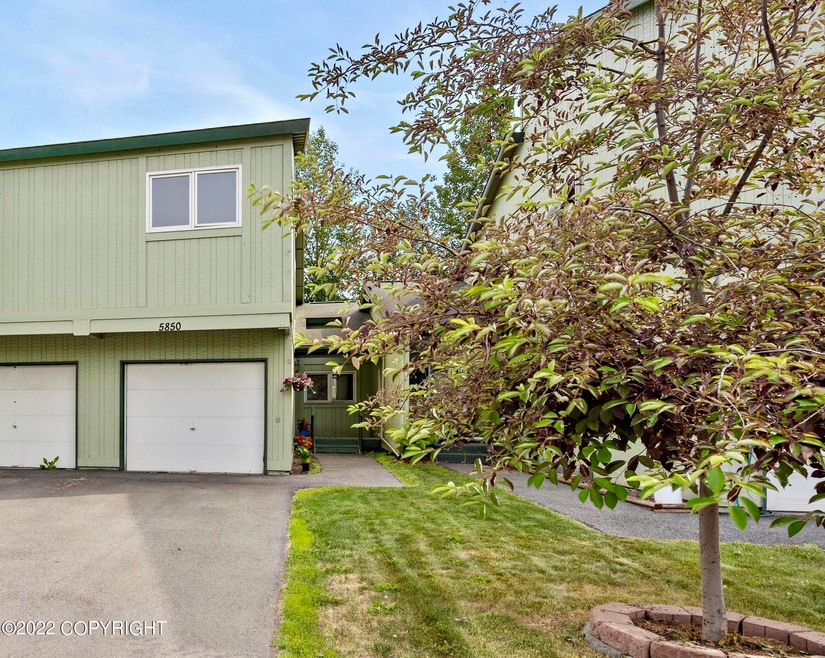 5850 Jennifer Cir.