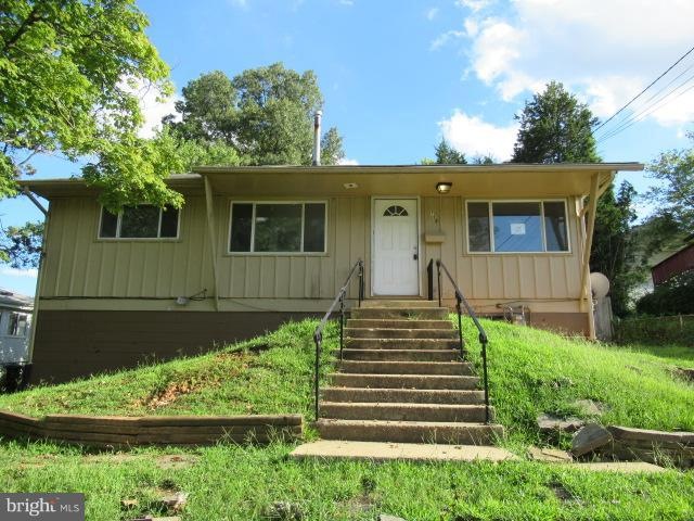 5709 Westgate Rd, Lanham, MD 20706 - photo 1