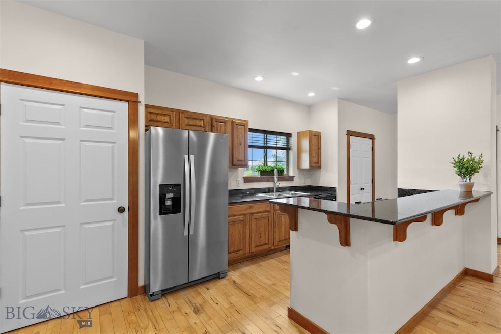 332 N Cottonwood Rd unit F, Bozeman, MT 59718 - photo 1