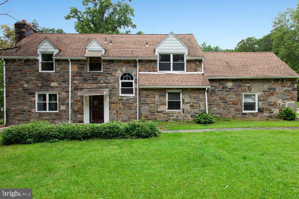 998 Township Line Rd, Wynnewood, PA 19096 - photo 1