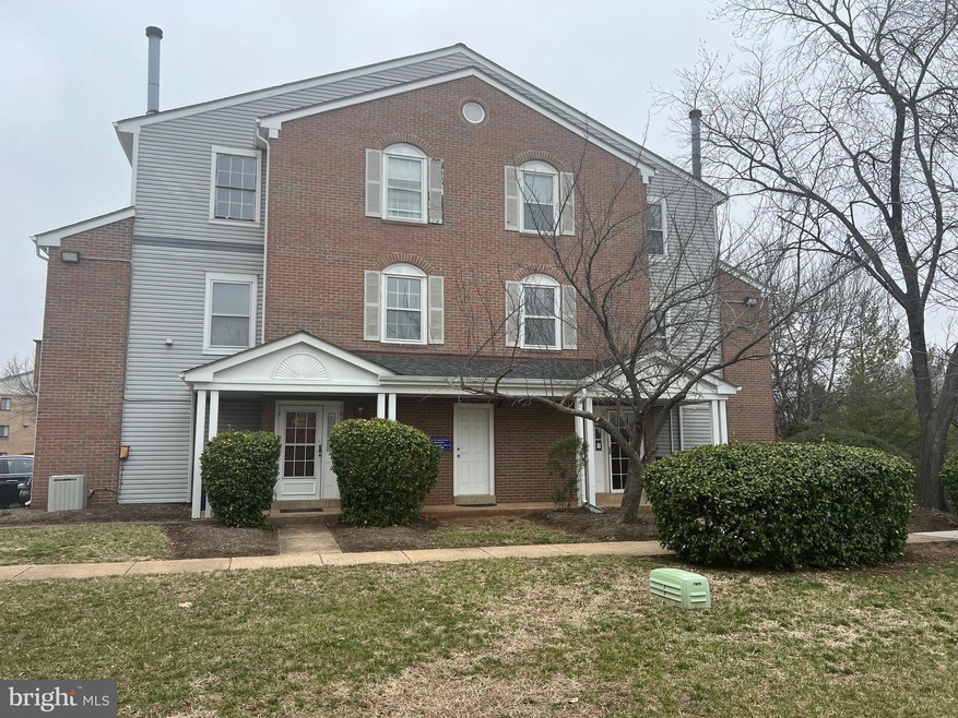 7875 Apache Ridge Ct, Manassas, VA 20109 - photo 1