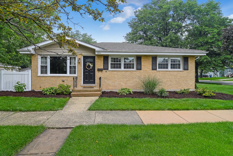 Welcome to 1015 E. Evergreen, Wheaton!