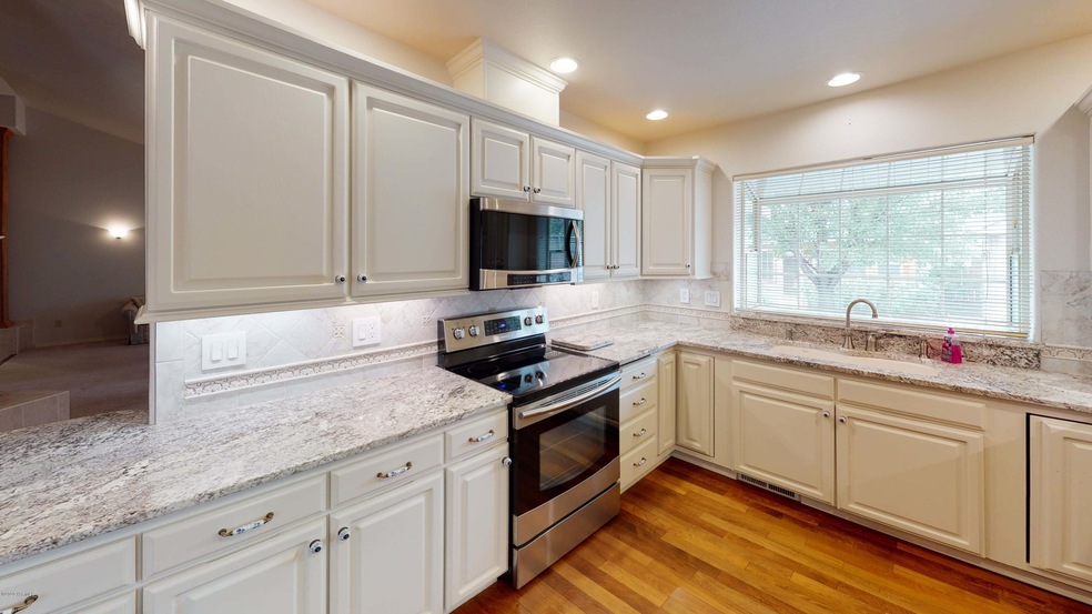 Kitchen 3