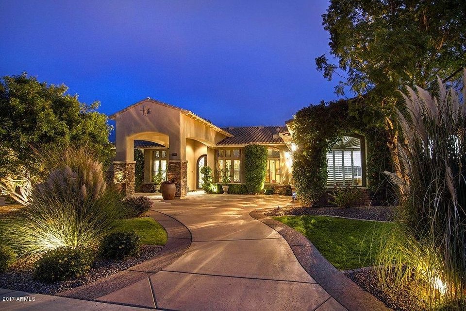 Front Curb Appeal