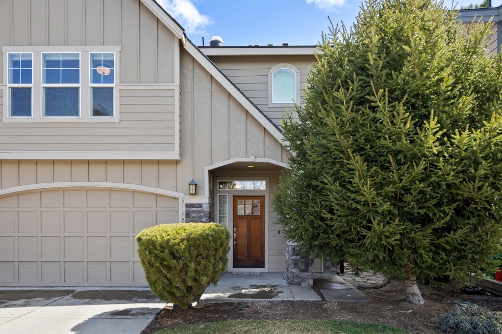 61172 Foxglove Loop