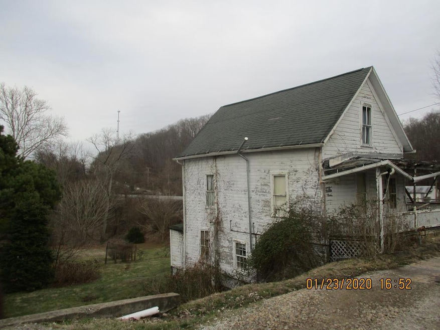 119 Russell Ave, Sistersville, WV 26175 MLS 127873