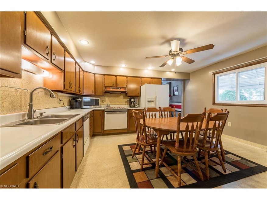 1725 E 238th St, Euclid, OH 44117 - photo 1