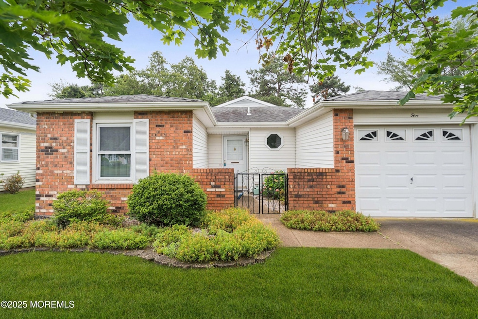 Sold $370,000 • Co-Listing Agent