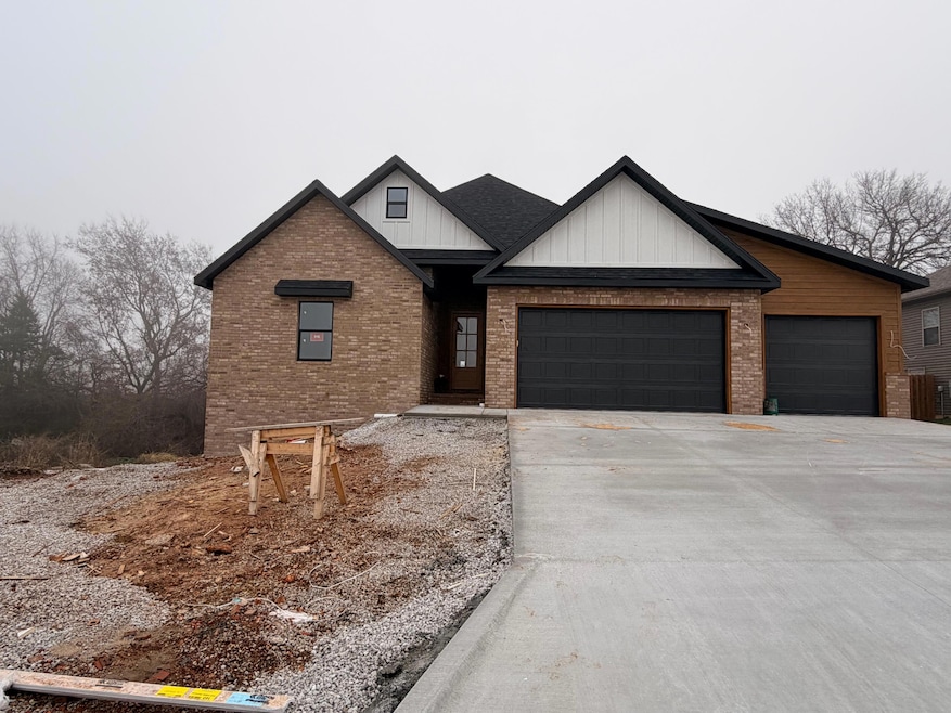 3408 N Marlin Dr, Ozark, MO 65721 - photo 1