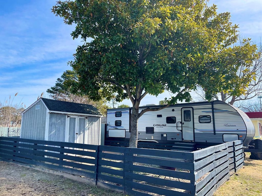 For Sale $166,000 • Co-Listing Agent