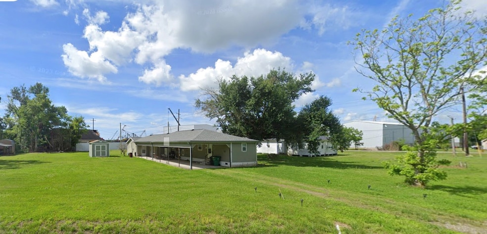 127 Bayou Blue Rd, Houma, LA 70364 - photo 1