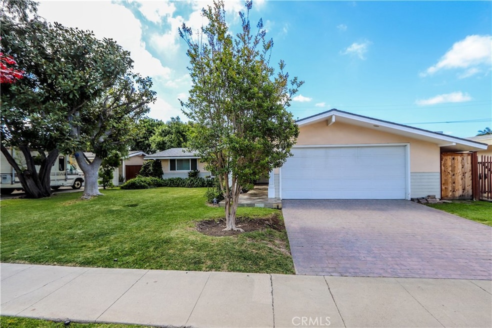 267 Hanover Dr, Costa Mesa, CA 92626 - photo 1